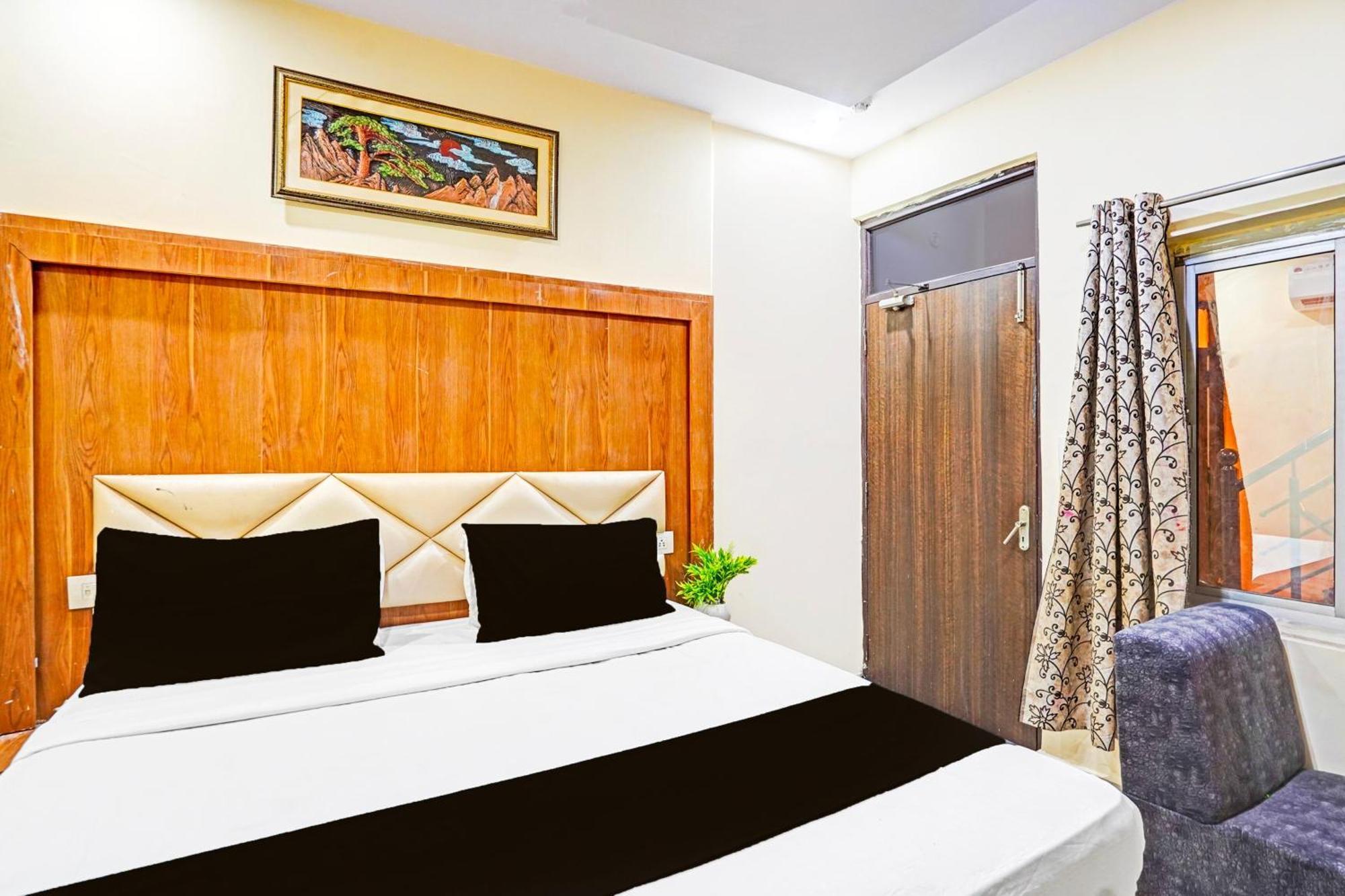 Super Hotel O Charbagh Formerly Khalsa Inn ラクナウ エクステリア 写真