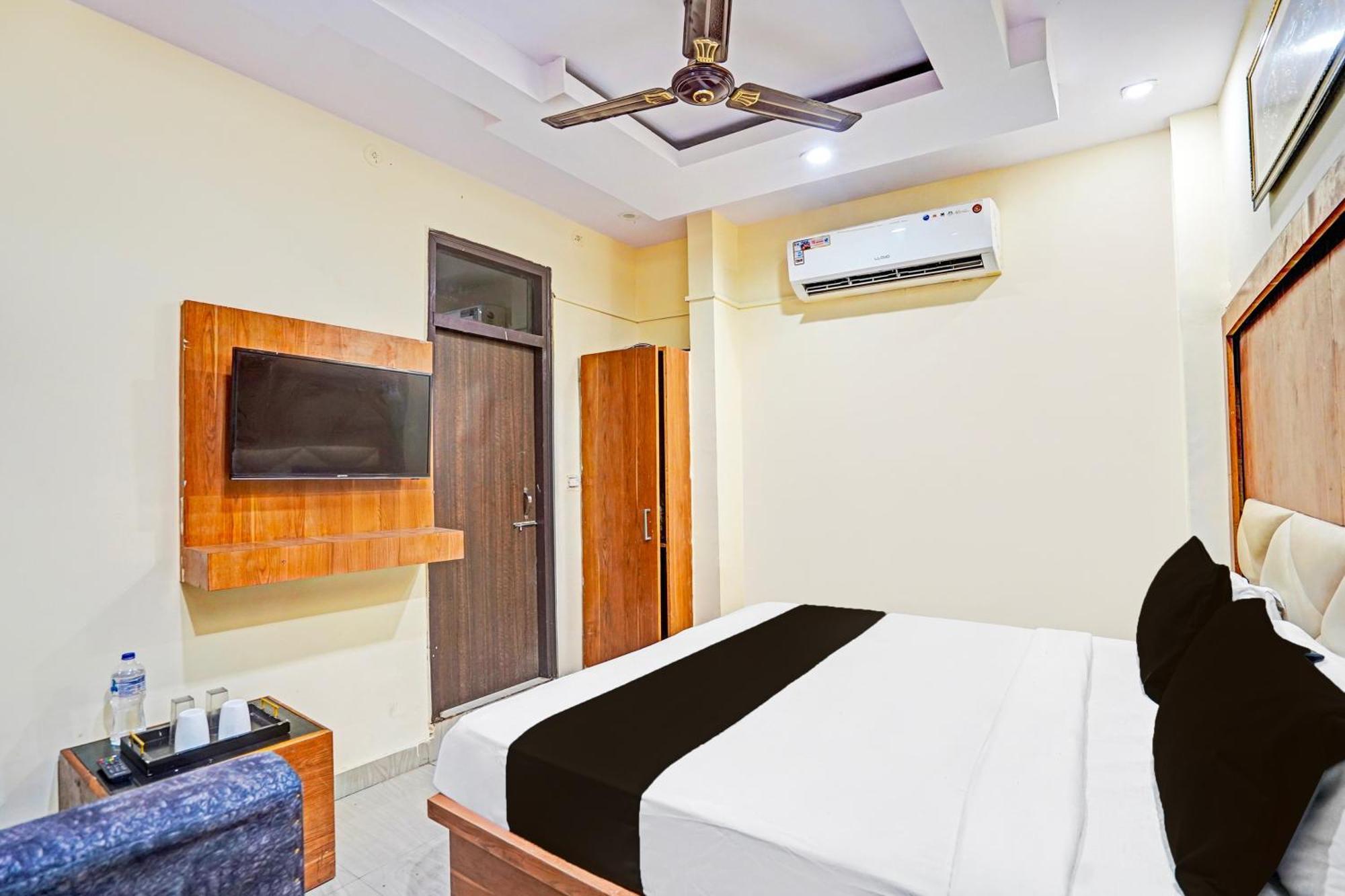 Super Hotel O Charbagh Formerly Khalsa Inn ラクナウ エクステリア 写真