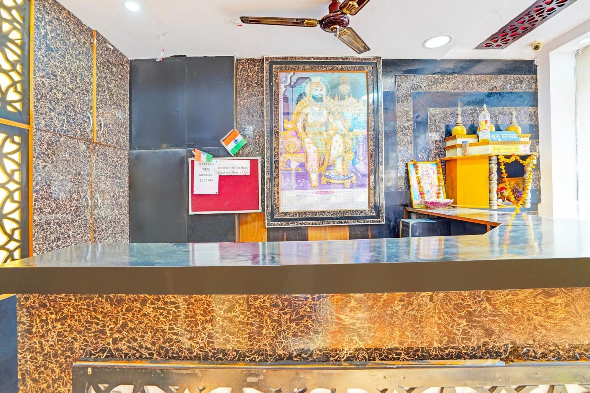 Super Hotel O Charbagh Formerly Khalsa Inn ラクナウ エクステリア 写真