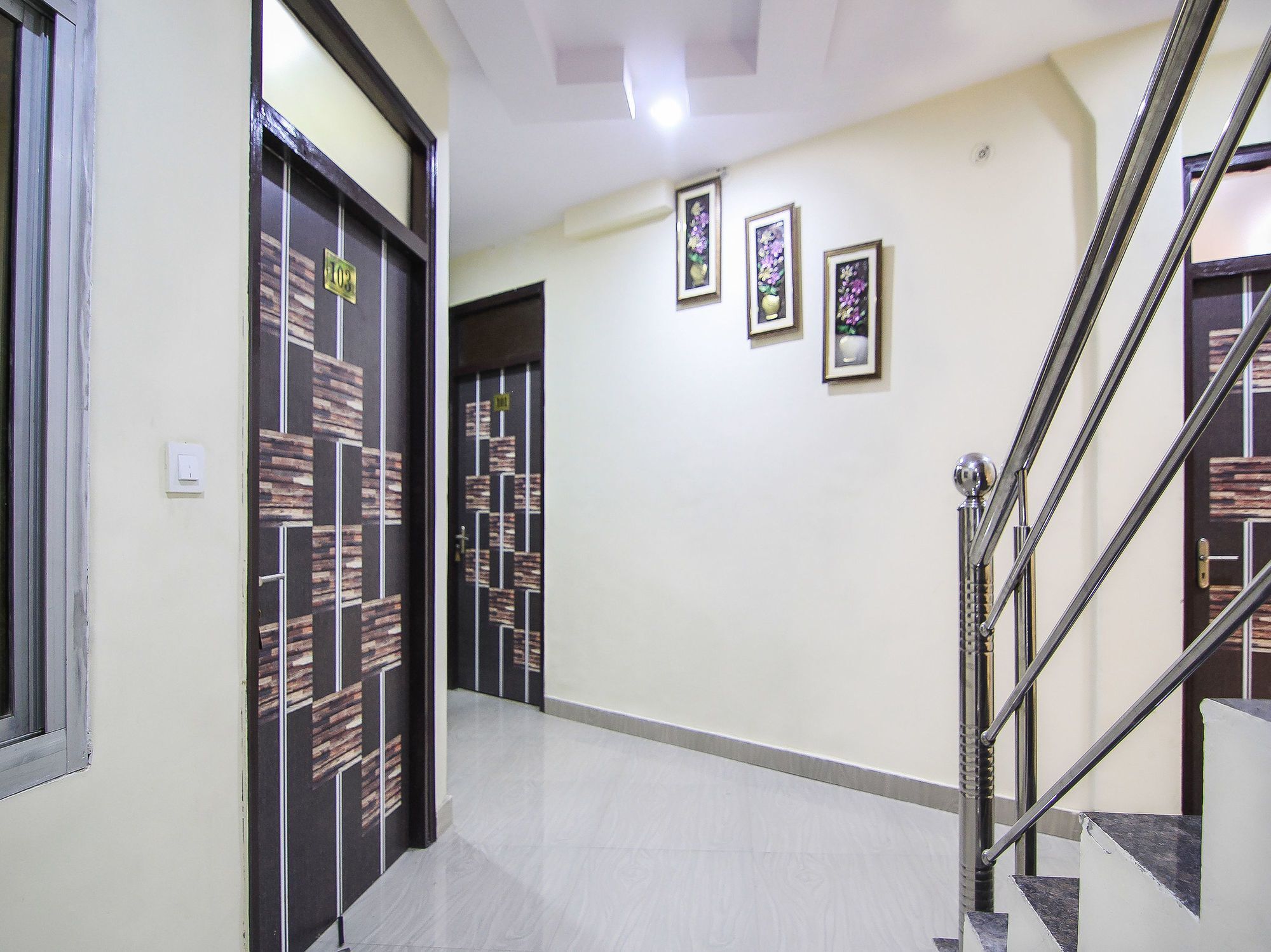 Super Hotel O Charbagh Formerly Khalsa Inn ラクナウ エクステリア 写真